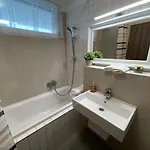 Vizpart Hullam Lägenhet